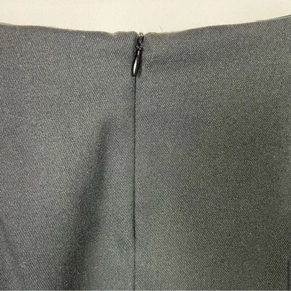 Ruth by Anthropologie skirt with ribbon appliqué flowers - size 4 - Picture 6 of 15